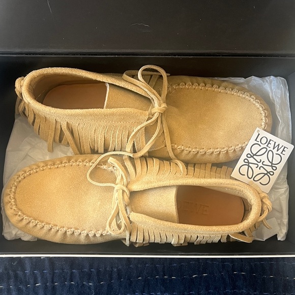 LOEWE x Paula’s Ibiza Suede Calfskin Fringed High Top Loafer - Gold - Picture 3 of 13